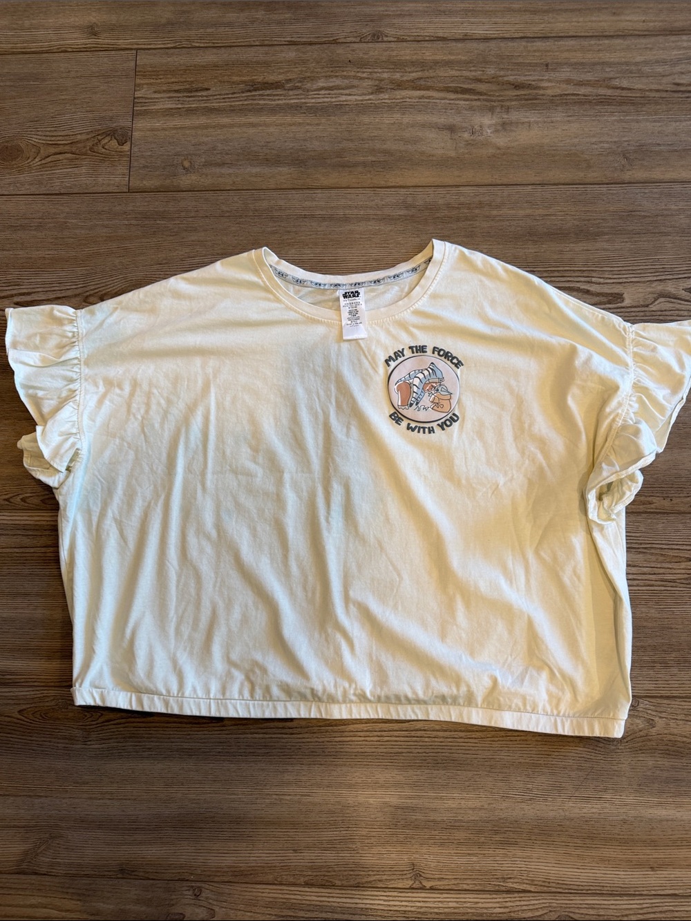Star Wars Cream Short Sleeve Graphic Tee with Ruffle Sleeves